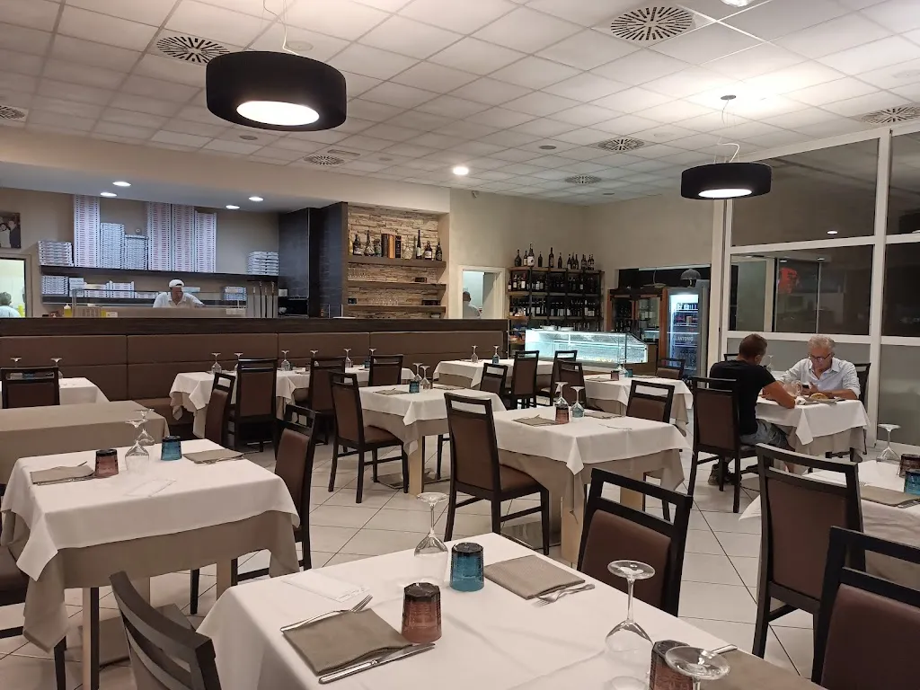 Il Nettuno_Fiorano_slider_image_1