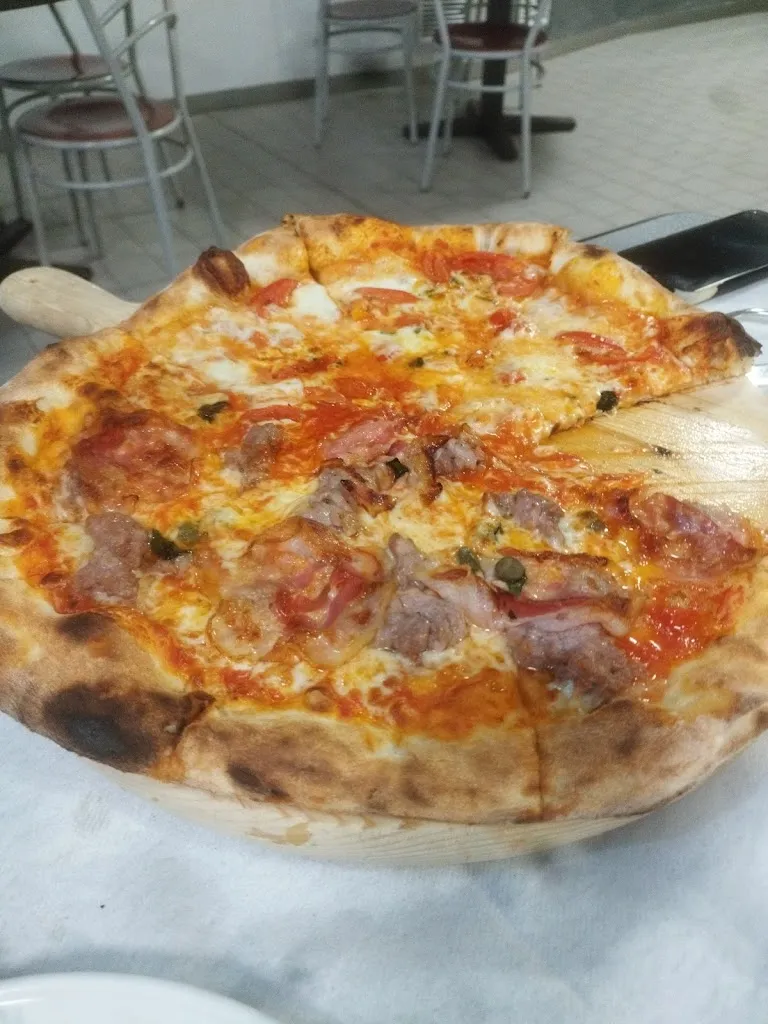 Eugenio Pellicciari_Risto Pizza_Fiorano_review
