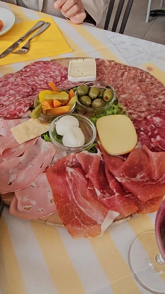 chester li_La Vecchia Quercia_Finale Emilia_review