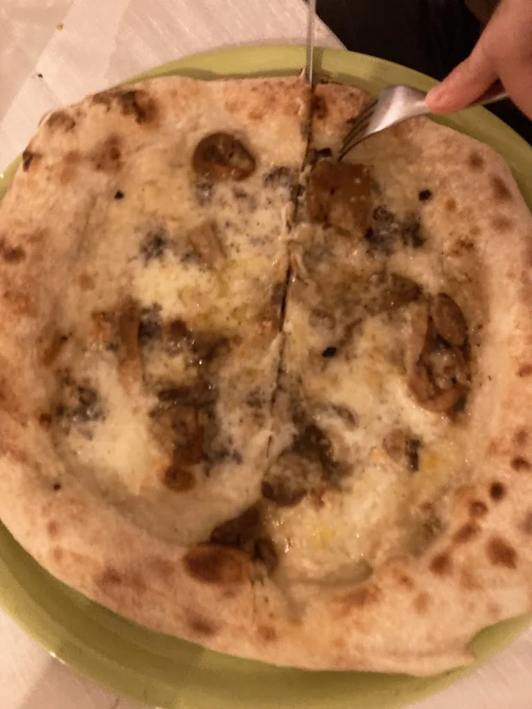 Claudia Zajac_Pizzeria Cavour Ortona_Ortona_review