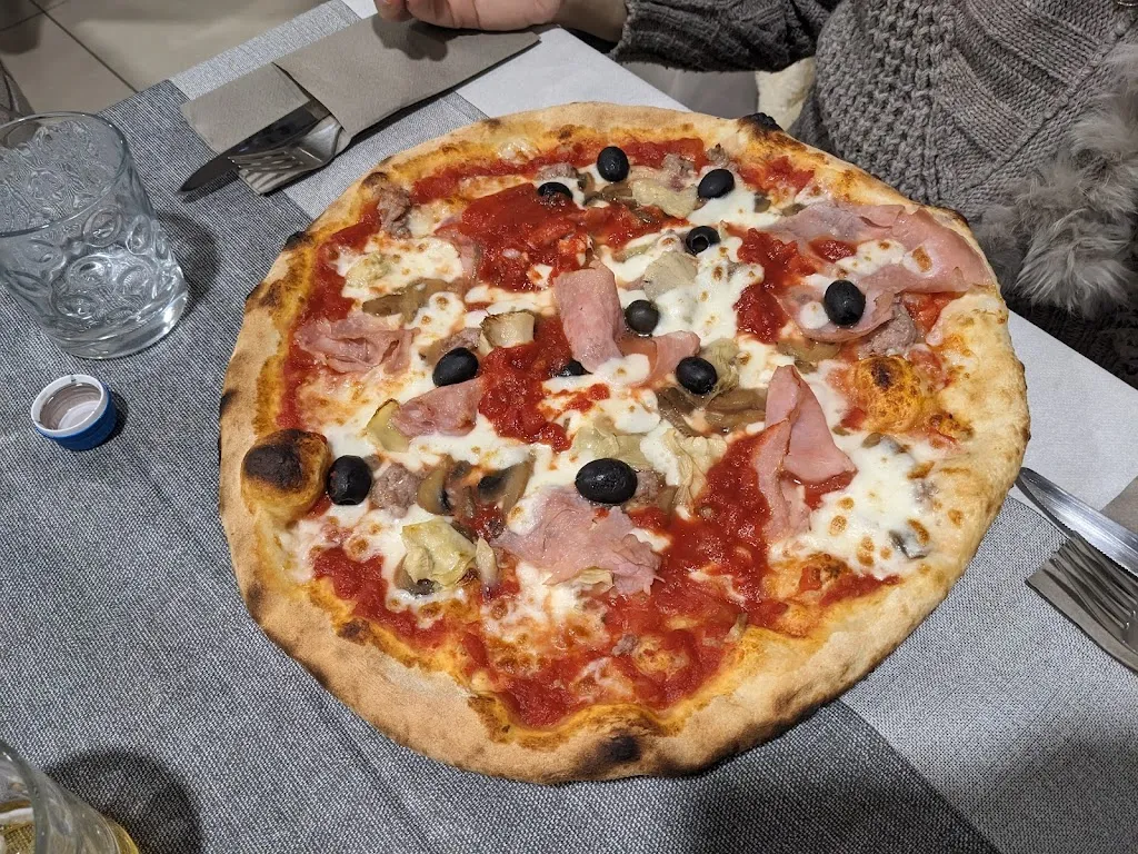 Alessio Filippini_Pizzeria S.Lucia_Finale Emilia_review