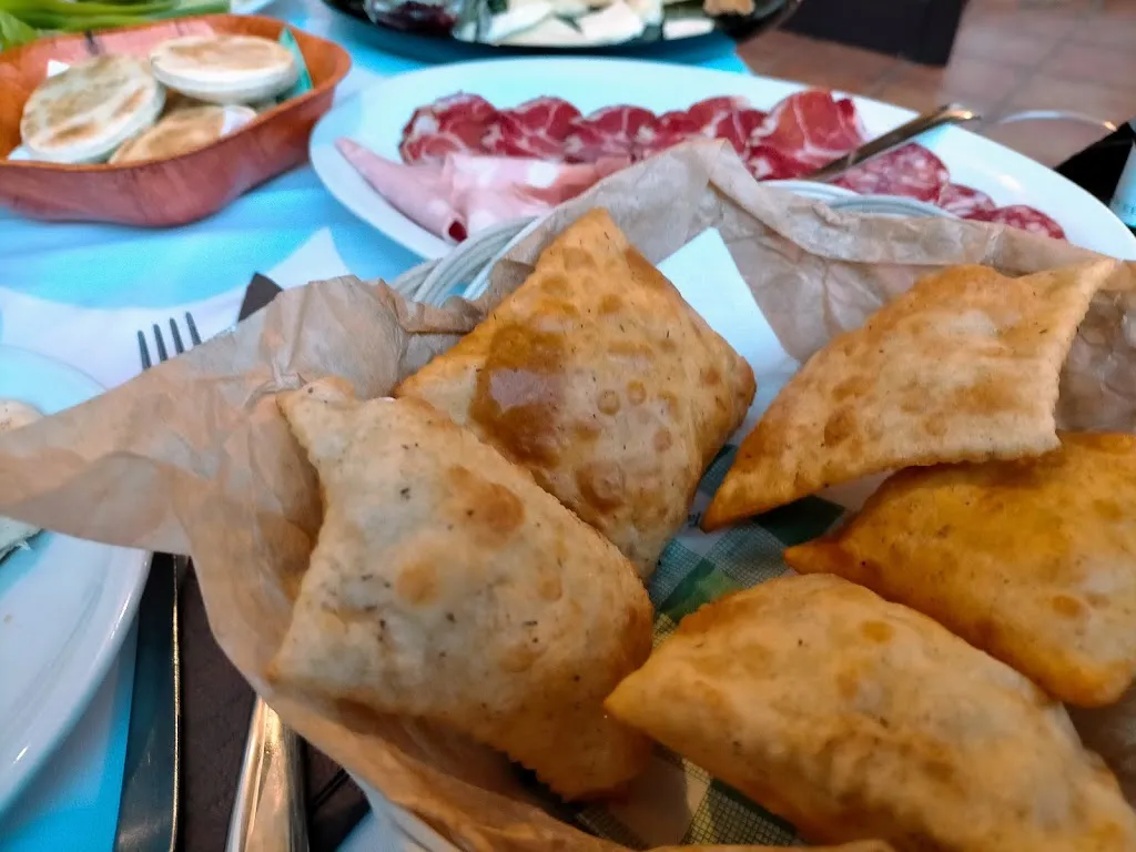 Ristorante gnocco e tigelle Rock House_Fogliano_slider_image_3