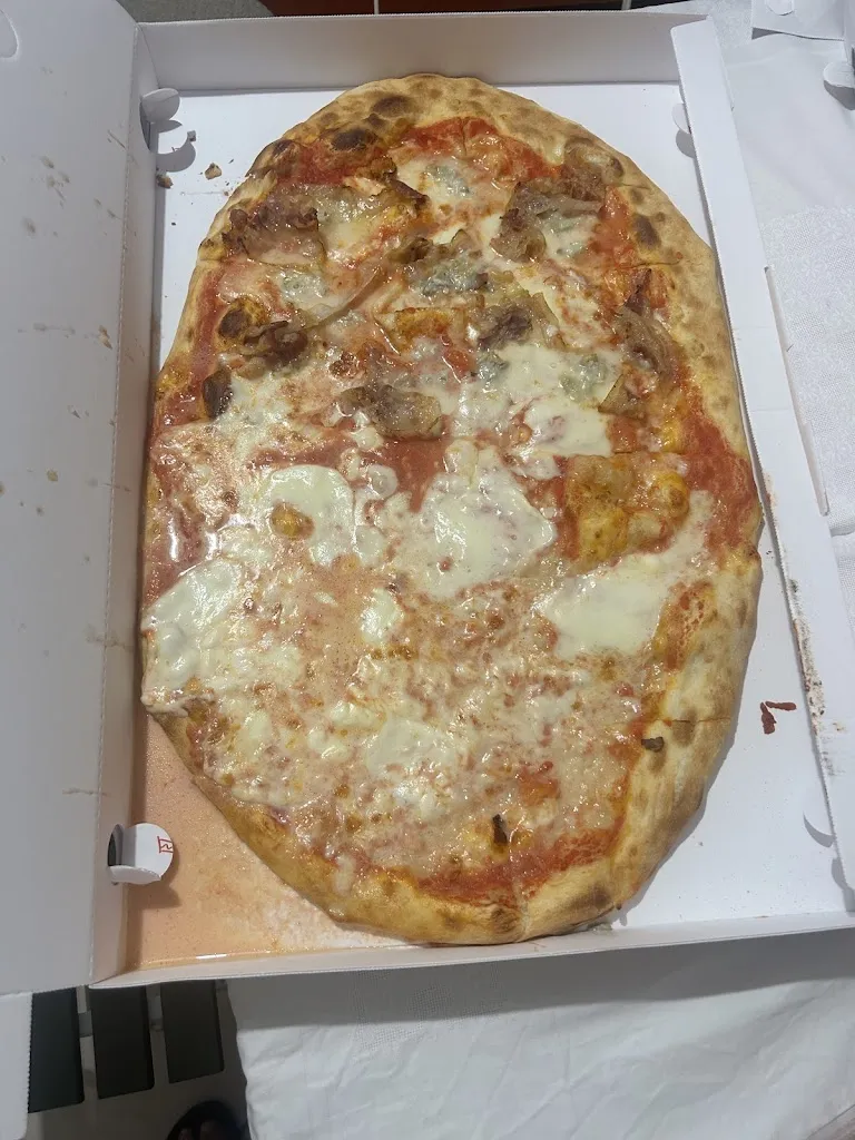 Ugo Romano_Pizzeria l'Orchidea di Giordano Giovanni C. - Pizzeria D'Asporto_Fogliano_review