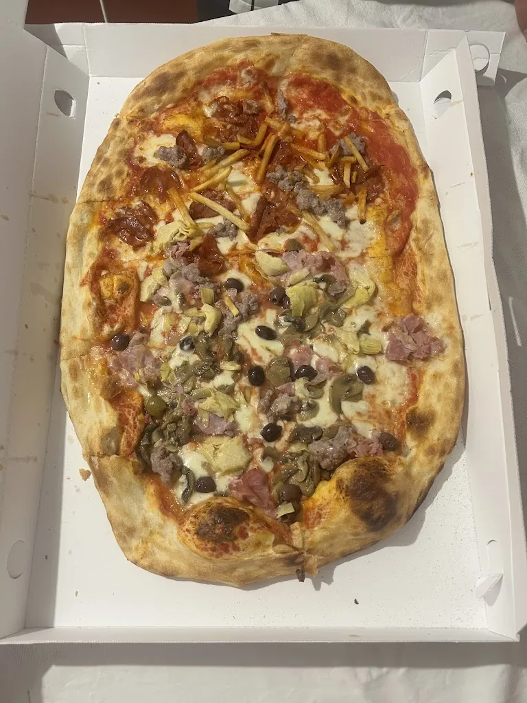 Pizzeria l'Orchidea di Giordano Giovanni C. - Pizzeria D'Asporto_Fogliano_slider_image_3