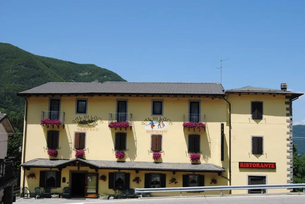 Albergo Ristorante Val di Luce restaurant in Fiumalbo-Dogana