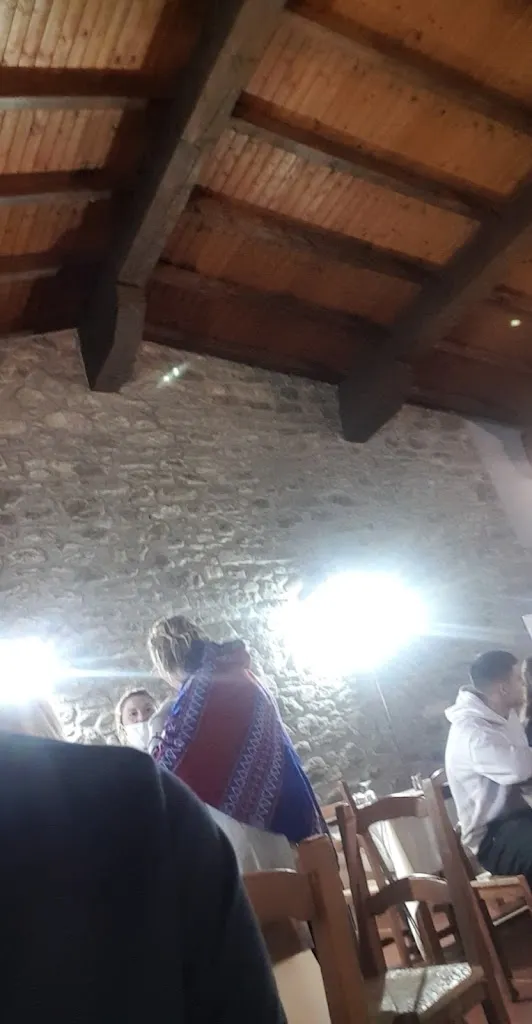 Niko Rovis_Albergo La Carinzia_Fiumalbo-Dogana_review