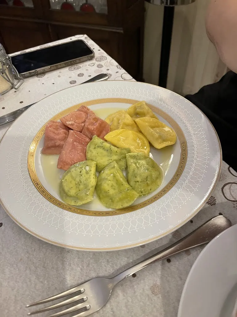 Мира Лыфарь_Al Canton 33 Trattoria_Fidenza_review