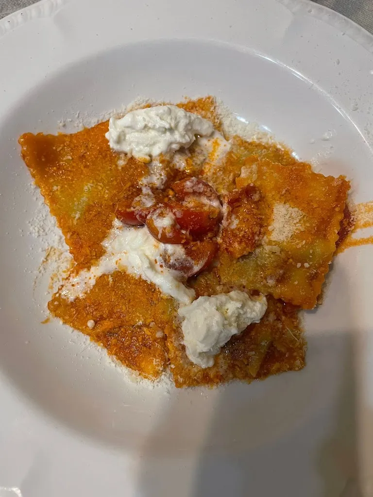 Nina H_Hosteria Numero 1000_Fidenza_review