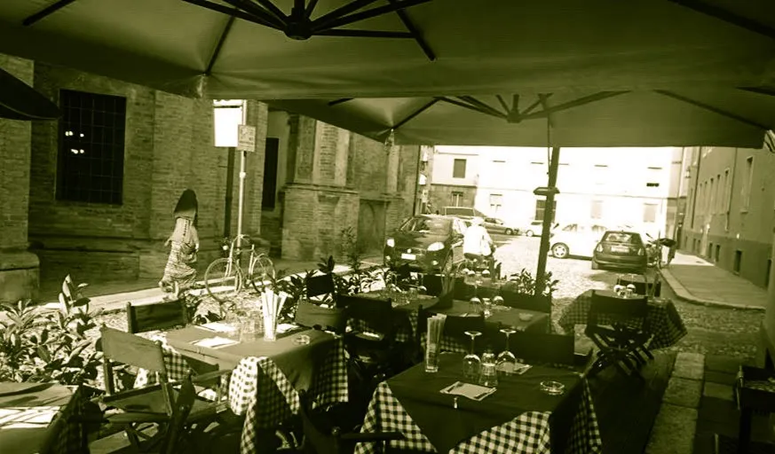 Hosteria Numero 1000 restaurant in Fidenza