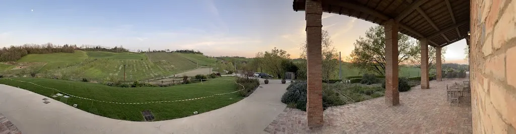 Amir Knoll_Farm Alba Del Borgo_Fidenza_recensione