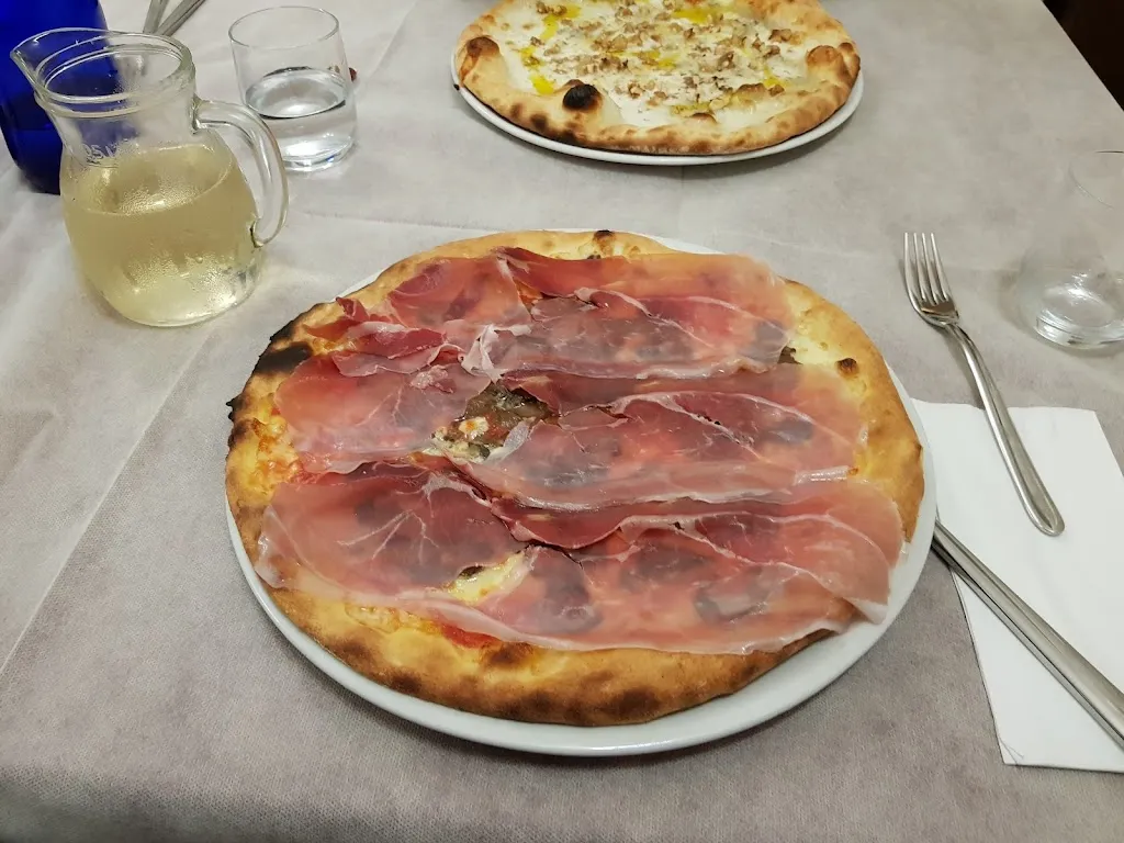 Pizzeria Ristorante Albergo Ugolini_Fidenza_slider_image_3