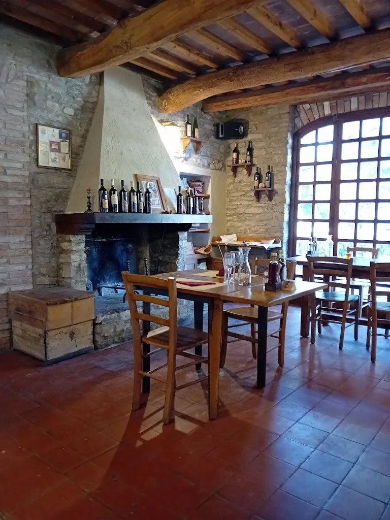 Trattoria La Cantinetta Fontanelice restaurant in Fontanelice