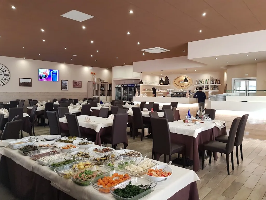 Scacciapensieri restaurant in Fontanellato