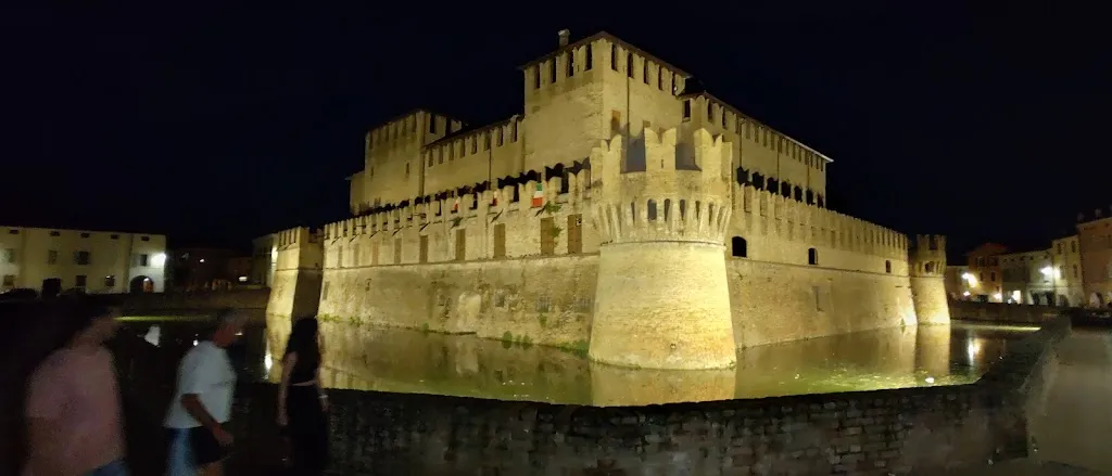 ANDREA BIAGIOLINI_In Villa Room&Breakfast, Ristorante, Eventi nel Parco_Fontanellato_review