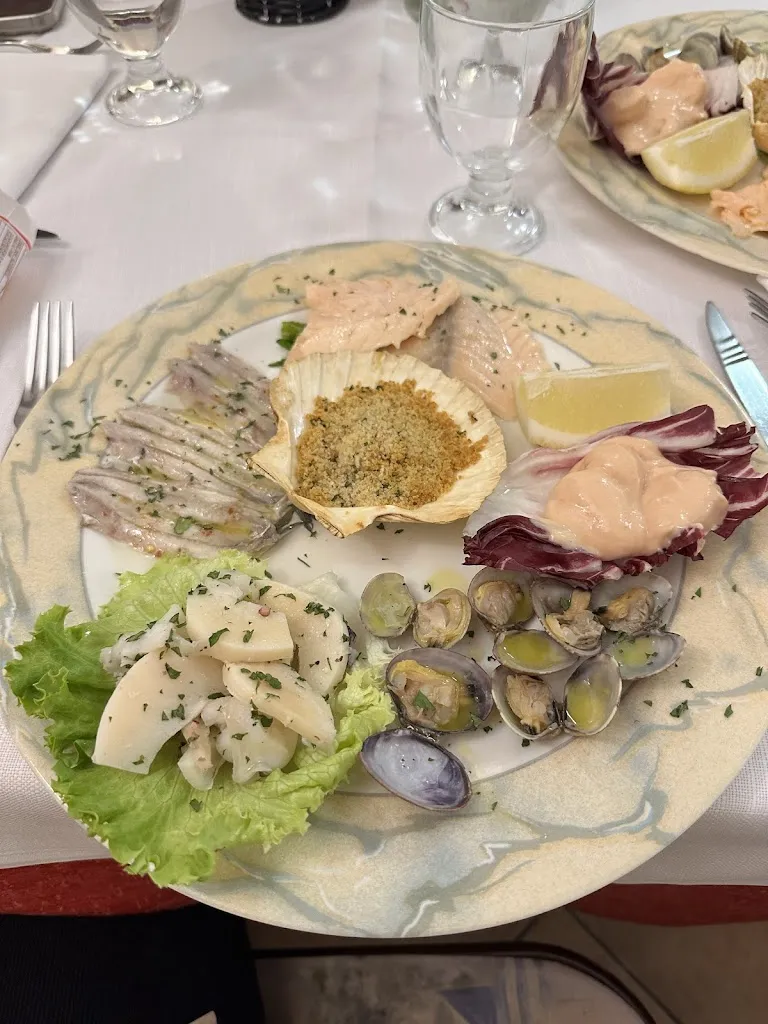 antonio mastellone_Hotel Formica_Formica_recensione