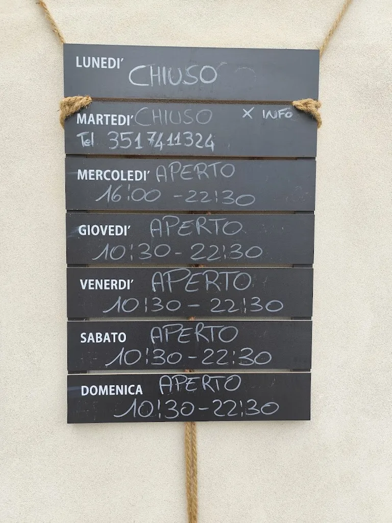 Menu_Monte Formica_Formica_image_2