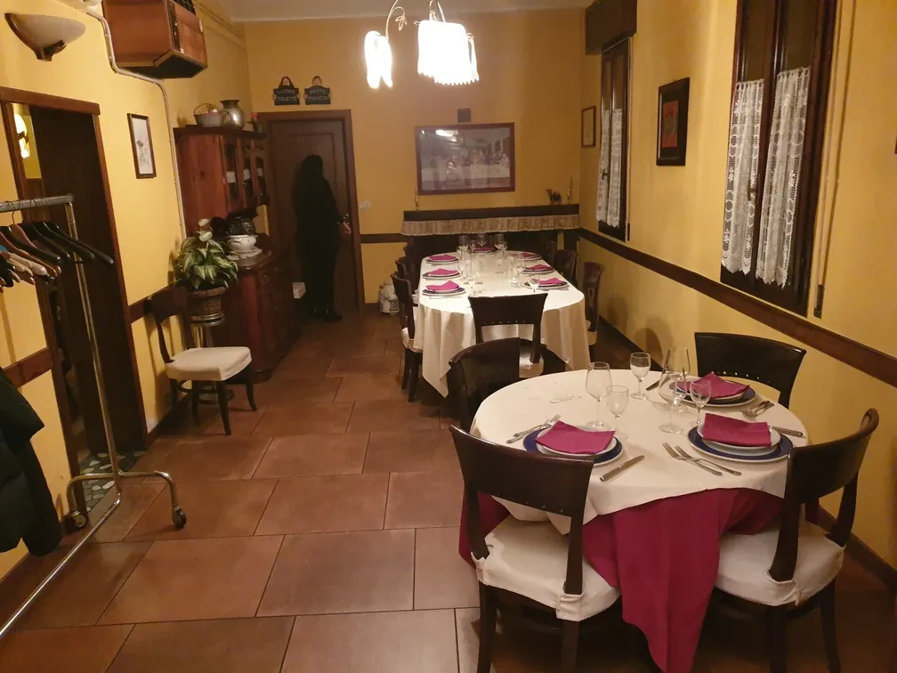 Pirani Fabrizio_Trattoria Dell'Oste Vittorio_Formica_review