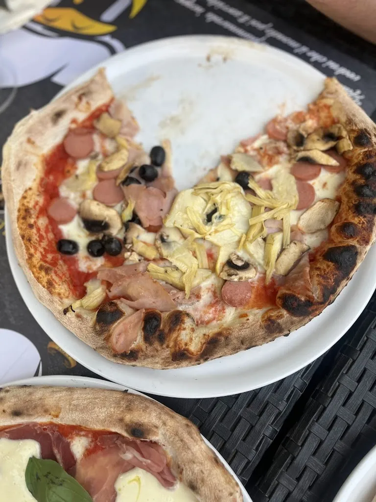 Hanna Hryg_Pizzeria Il Sorriso_Fornovo di Taro_recensione