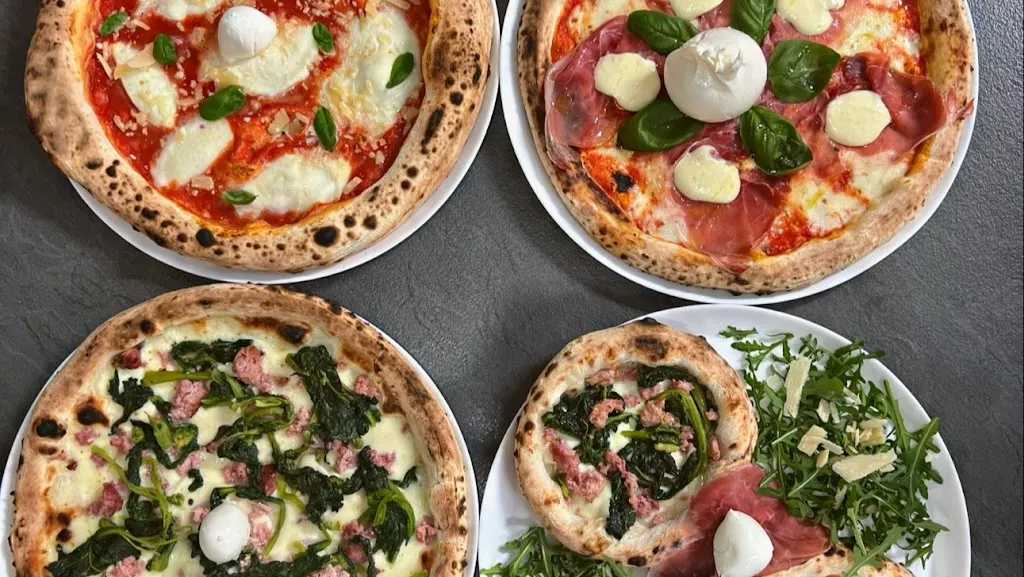 Pizzeria Il Sorriso_Fornovo di Taro_slider_image_3