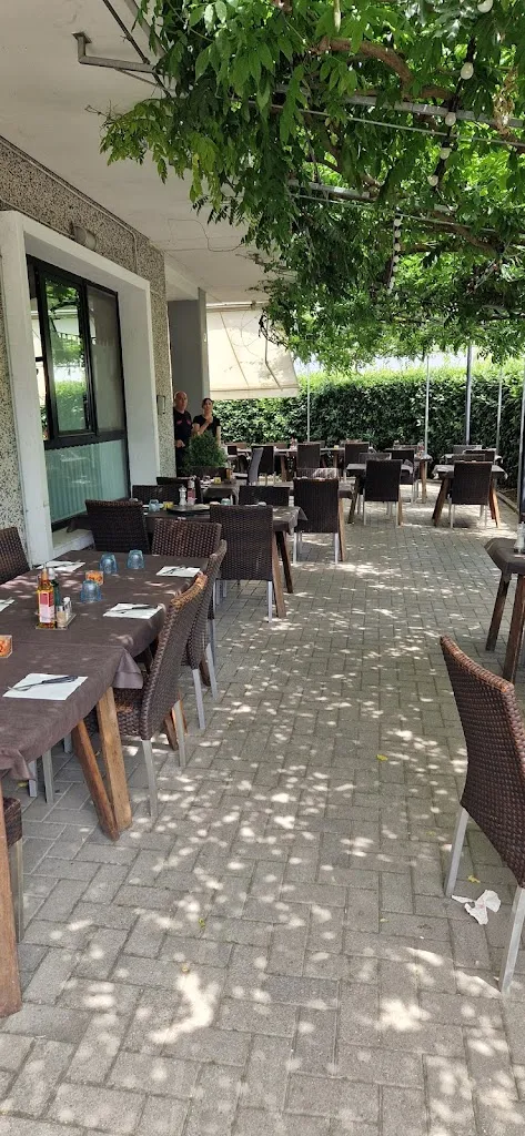 Rosa Dei Venti restaurant in Forlimpopoli