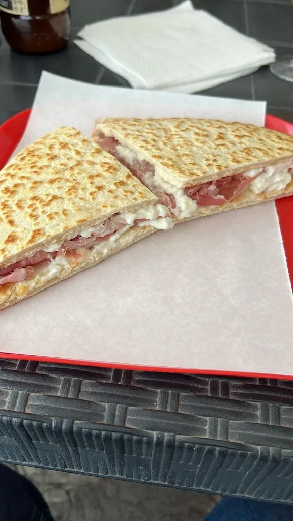 Emei Markus_GIULI & PAT di Cola Patrizia_Forlimpopoli_review