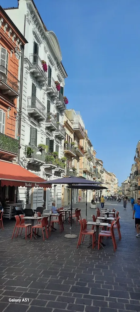 Yacht Bar_Ortona_slider_image_3