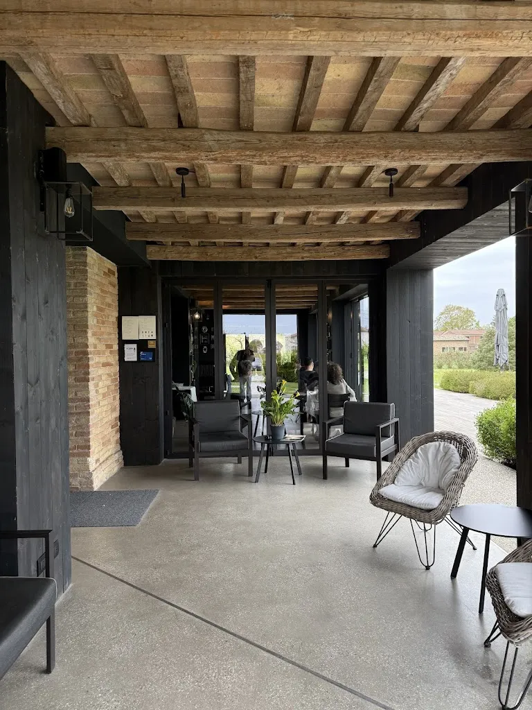 Giulia_Doña Claudia • parilla y bodega_Fornace Zarattini_review