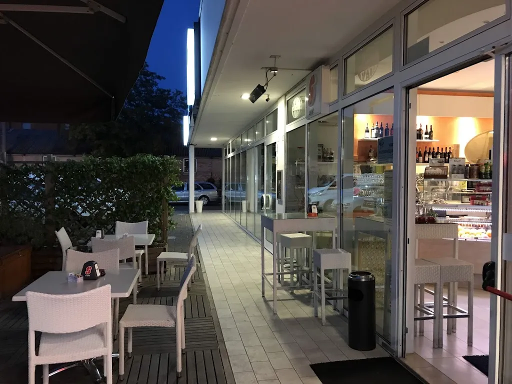 Via Vai Cafe Fornace_Fornace Zarattini_slider_image_3