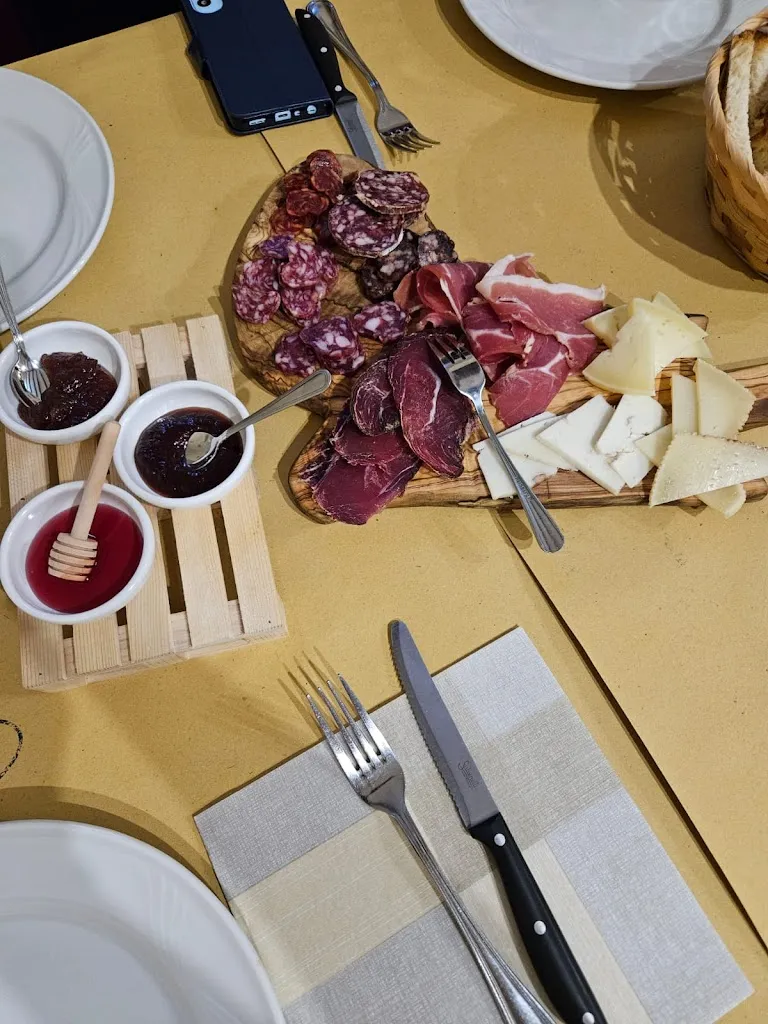 Menu_Quinto Vizio Ristorante Paninoteca Braceria_Pescina_image_4