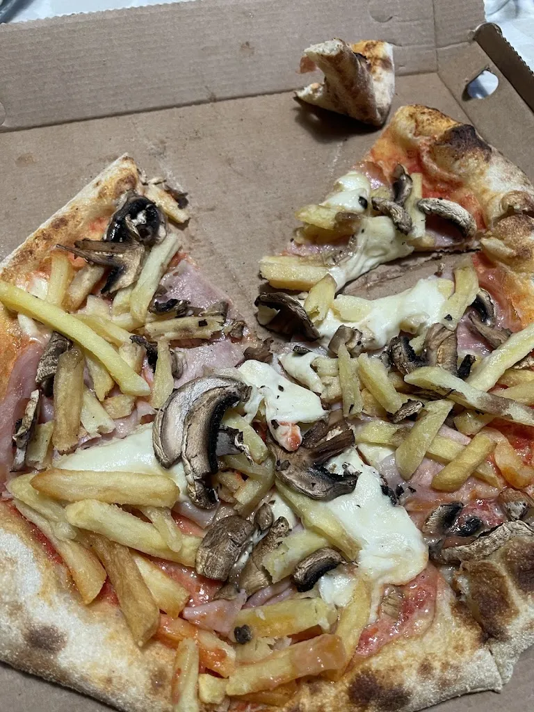 Nicolò Montanari_Le Delizie Di Enea_Fornace Zarattini_review