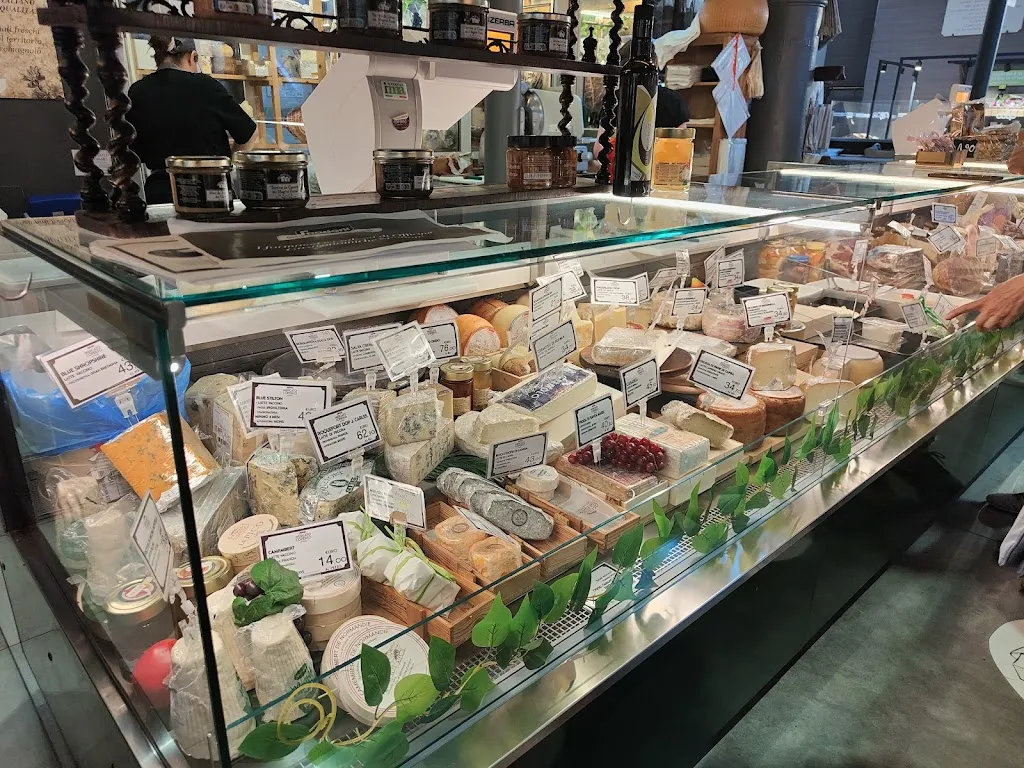 Kyr Raf_Mercato Coperto_Fornace Zarattini_review