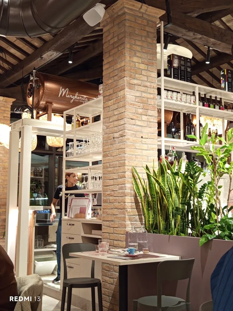Margherite Pizze Popolari Ravenna restaurant in Fornace Zarattini