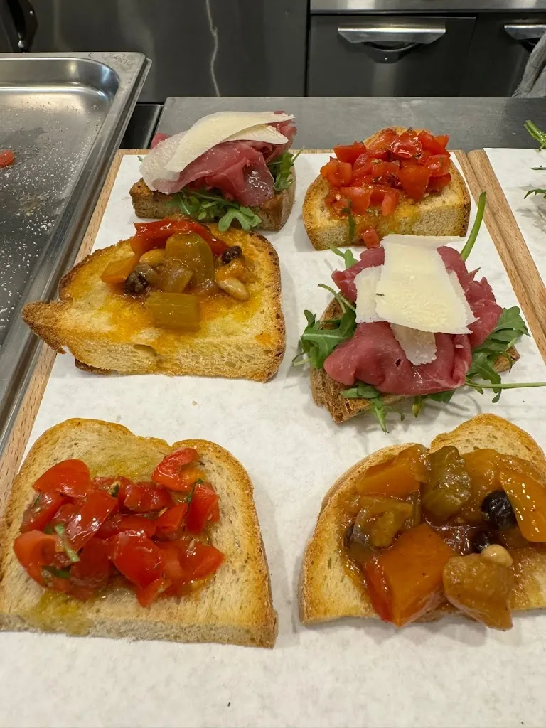 Circolo Aurora Ravenna - osteria & cultura_Fornace Zarattini_slider_image_3