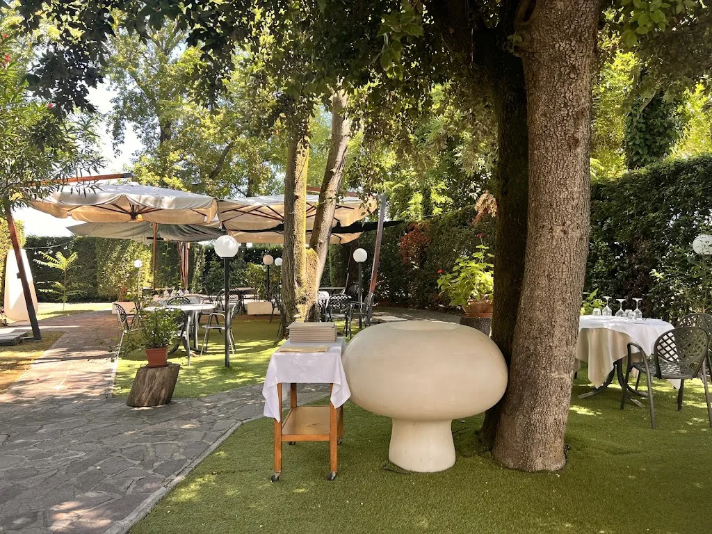 Spine & Grasse_Casa delle Rose_Fornace Zarattini_review