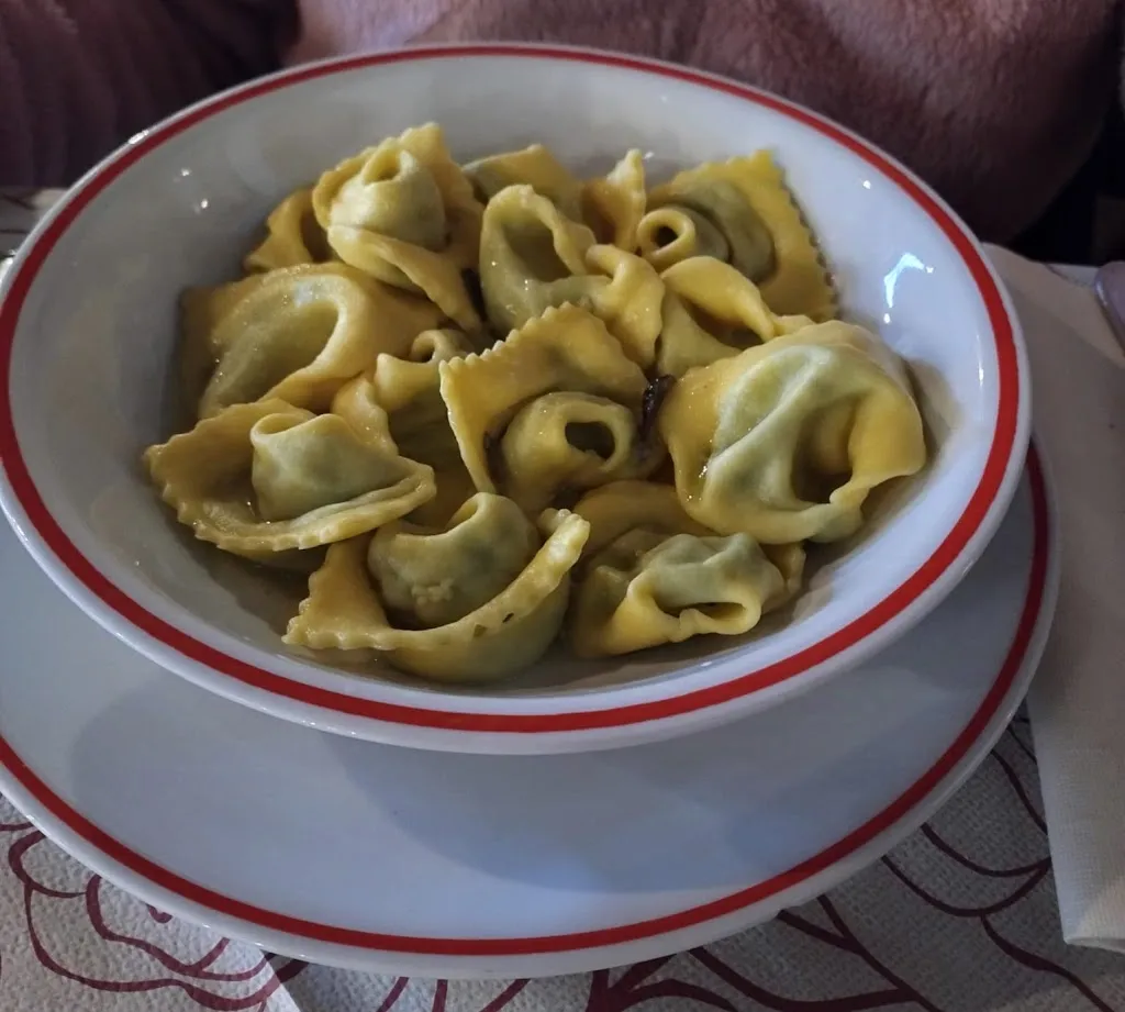 Ristorante Alla Peschiera_Frassinoro_slider_image_3