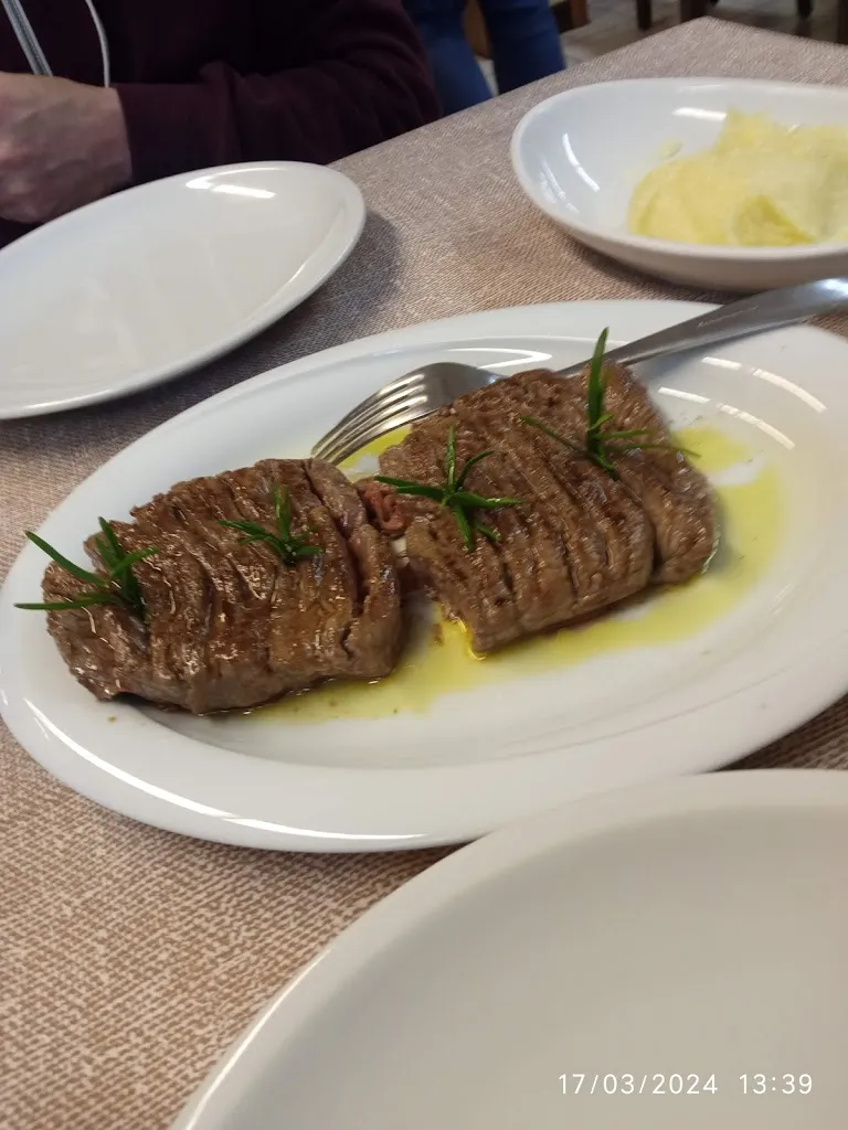 Luca Guidi_Bar Ristorante Tennis_Frassinoro_review