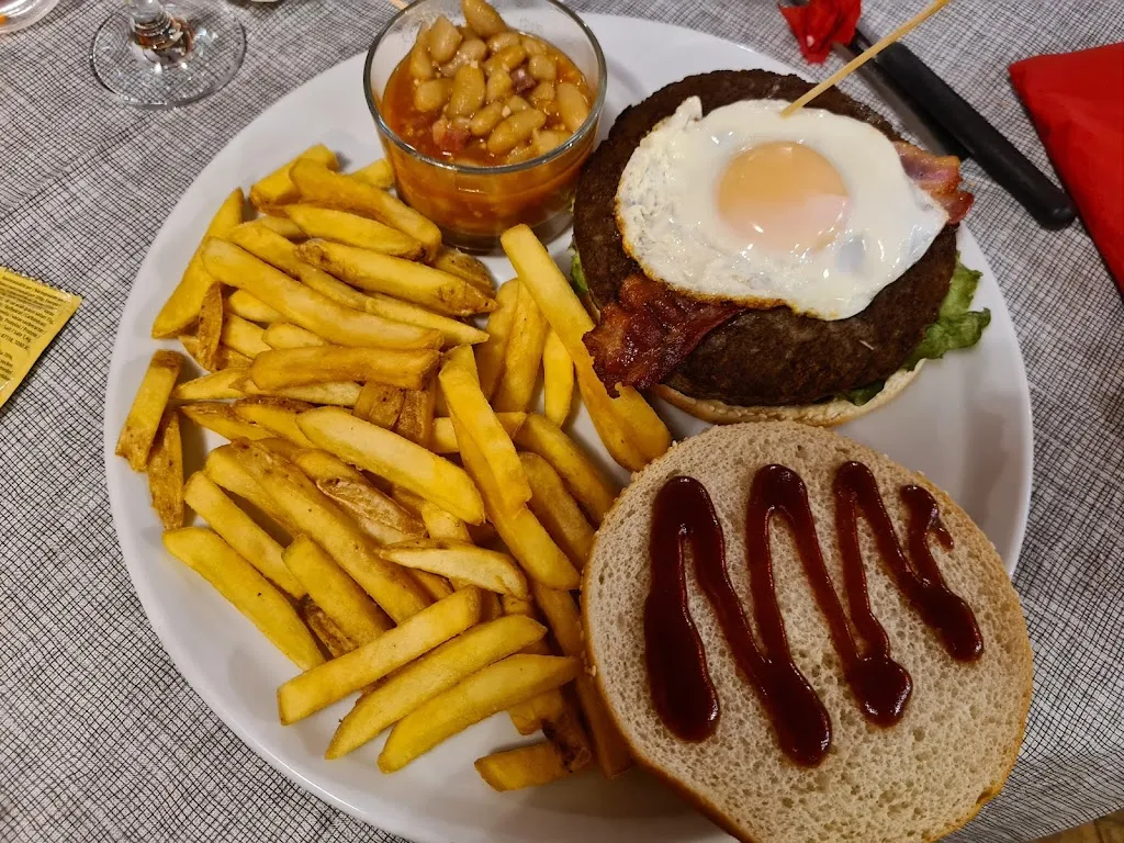 Free West Saloon_Frassinoro_slider_image_2