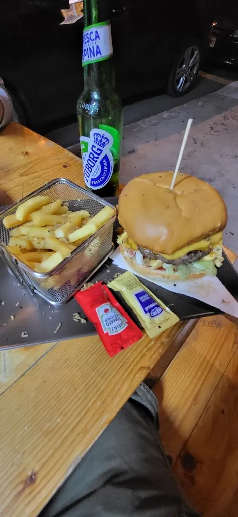 Yassine Labrigui_Pineapple_Pescina_review