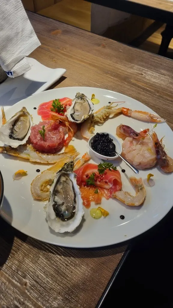 Tomas Mazdra_Atelier Gourmet Gatteo mare: Ristorante, Caffetteria, Dolceria_Gatteo a Mare_review