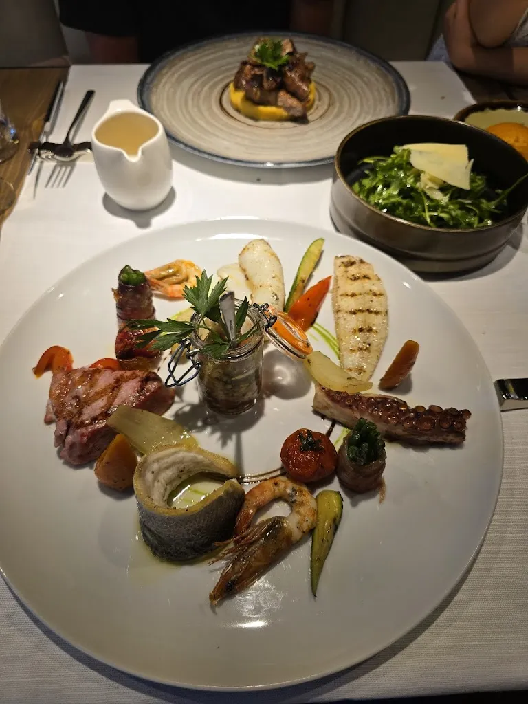 Justin Arsinte_Atelier Gourmet Gatteo mare: Ristorante, Caffetteria, Dolceria_Gatteo a Mare_review