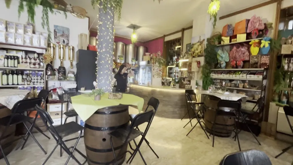 Andrea Micaroni_Il Grappolo_Pescina_recensione