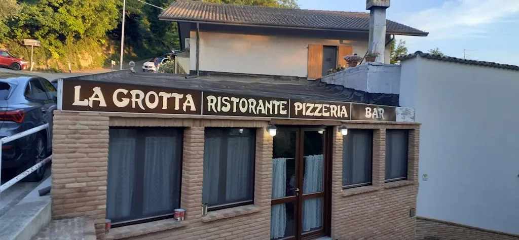 Ristorante la Grotta restaurant in Gemmano