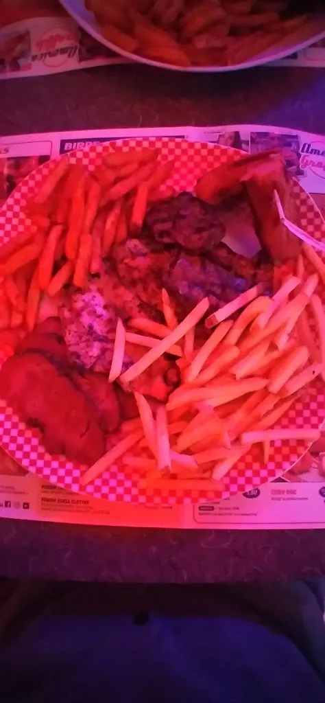 Stefano Buzzi_America Graffiti - Settima di Gossolengo_Gossolengo_review