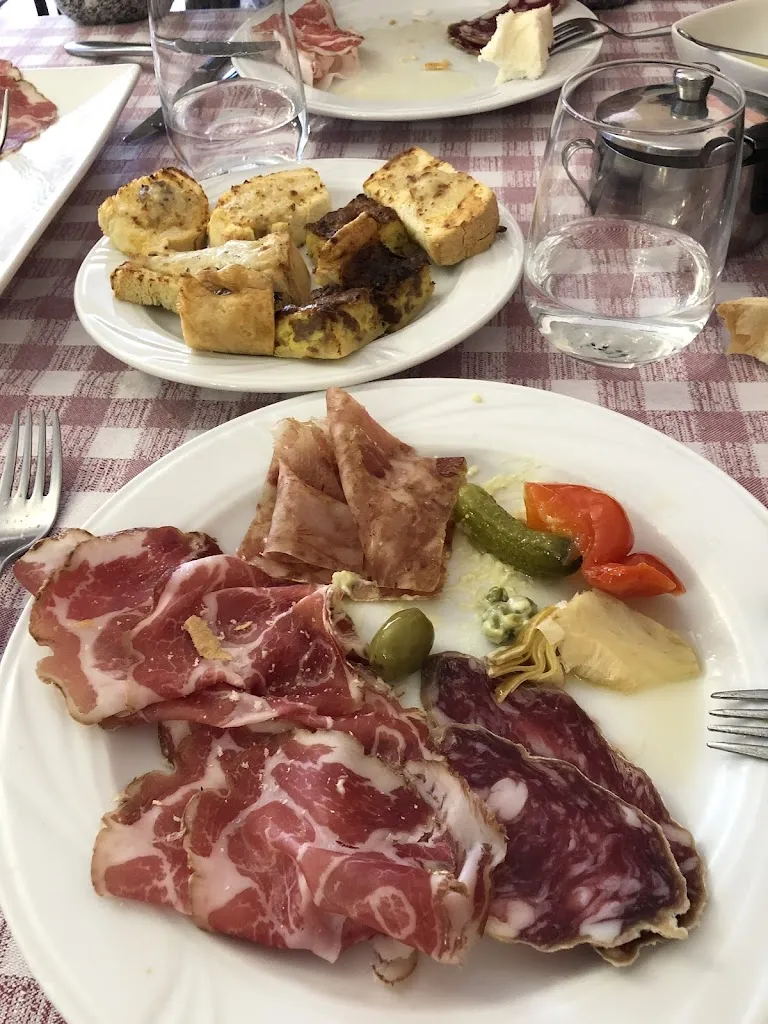 Trattoria Cervini_Gragnano Trebbiense_slider_image_3