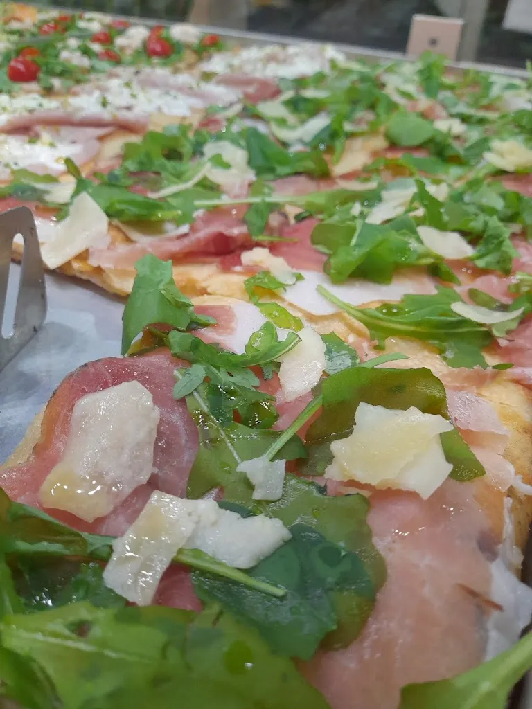 Pizzeria Cheyenne Snc_Bellante Stazione_slider_image_3