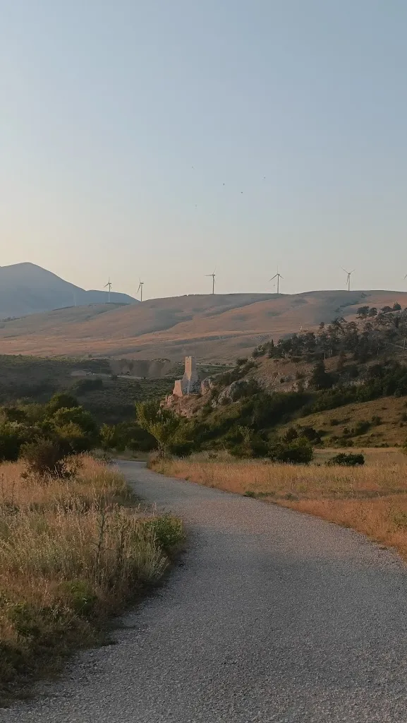 Lucio Sergio Catilina_Rifugio Silone_Pescina_review