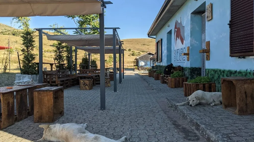 Rifugio Silone_Pescina_slider_image_3