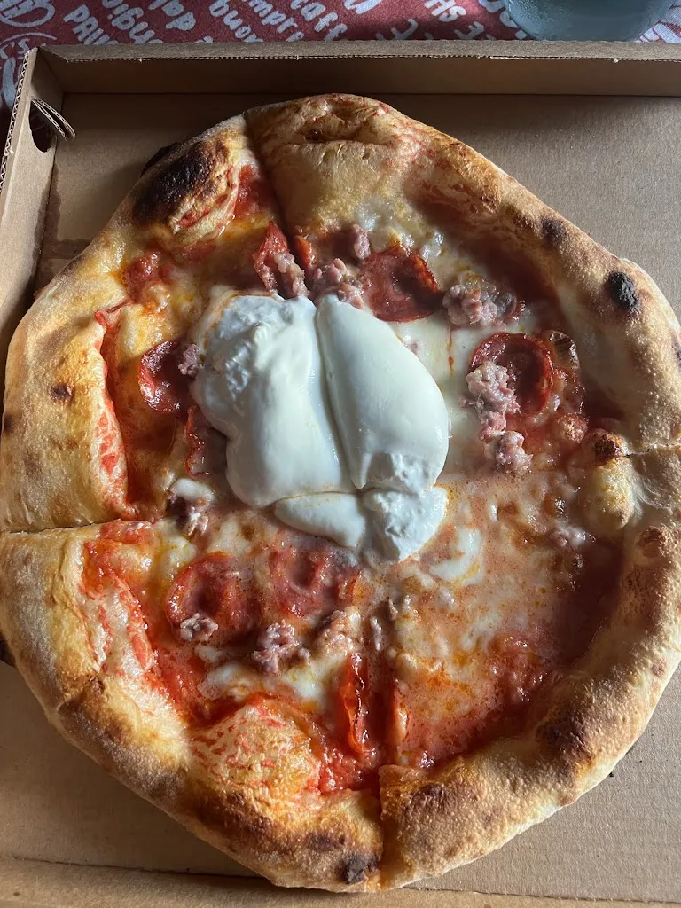 Leo Canfiri_Pizzeria Del Corso_Gualtieri_review