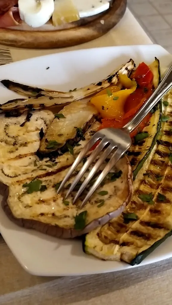 Trattoria Sant'Apollonia_Guiglia_slider_image_2