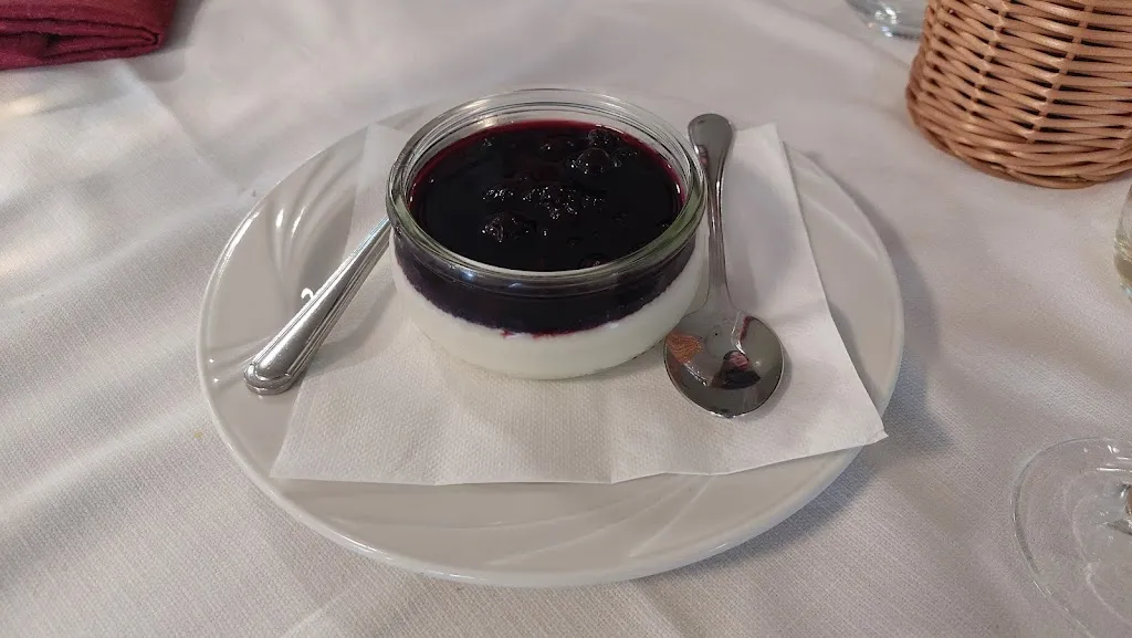 Ristorante Pizzeria Terrazza Michelangelo_Guiglia_slider_image_3